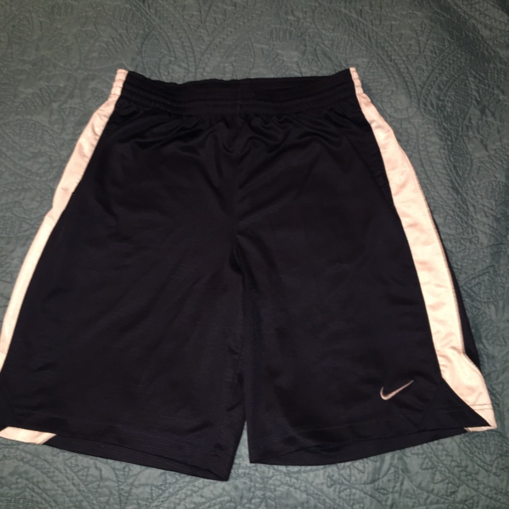 Men’s XL Nike athletic shorts